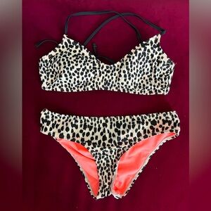 Medium animal print bikini